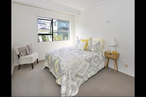 Photo of property in 1/20 Lavery Place, Sunnynook, Auckland, 0632