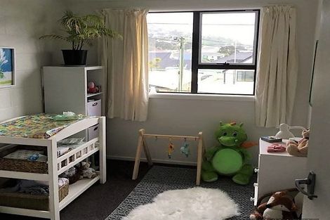 Photo of property in 102u6 Lyall Parade, Lyall Bay, Wellington, 6022