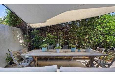 Photo of property in 94 Saint Martins Road, Saint Martins, Christchurch, 8022