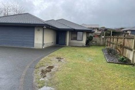 Photo of property in 28 Mccahon Drive, Pukehangi, Rotorua, 3015