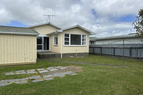 Photo of property in 17 Iti Street, Otaki, 5512