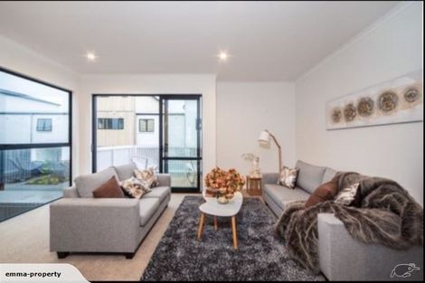 Photo of property in 2 Pheasant Lane, Hobsonville, Auckland, 0616