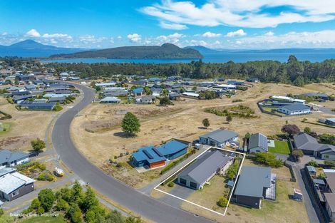 Photo of property in 114 Parekaawa Drive, Motuoapa, 3382