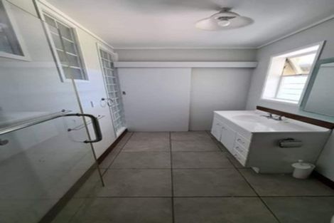 Photo of property in 114 Pacific Parade, Army Bay, Whangaparaoa, 0930