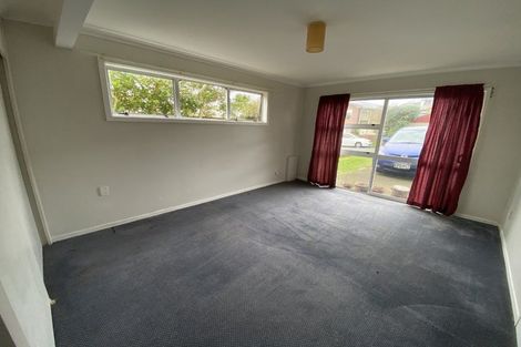 Photo of property in 48 Edgecombe Street, Newlands, Wellington, 6037