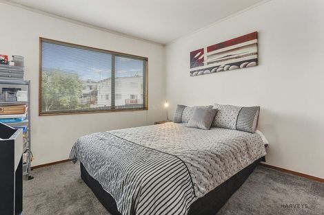 Photo of property in 3/16 Pleasant Road, Glen Eden, Auckland, 0602