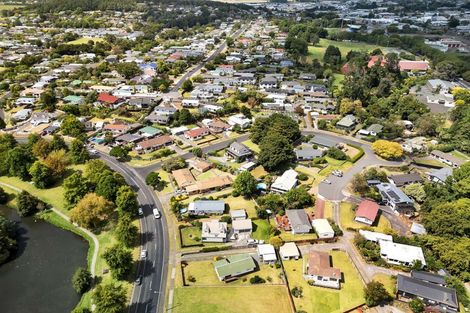 Photo of property in 25 Reynolds Road, Pukekohe, 2120