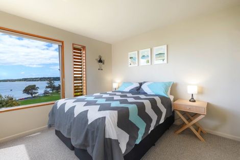 Photo of property in 81 Harbour View Road, Omokoroa, 3114