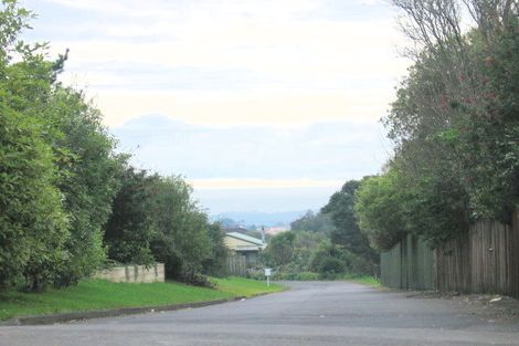 Photo of property in 1a/231 Don Buck Road, Massey, Auckland, 0614