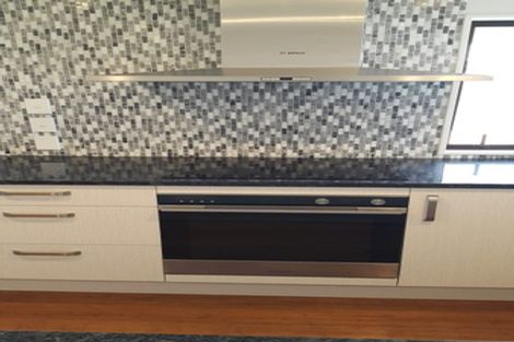 Photo of property in 18 Stanaway Street, Hillcrest, Auckland, 0627