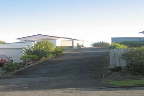Photo of property in 33 Rothwell Street, Titahi Bay, Porirua, 5022