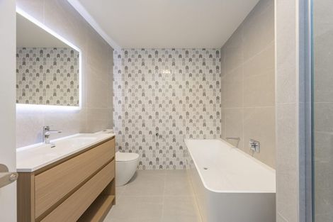 Photo of property in 7 Endurance Rise, Orewa, 0931