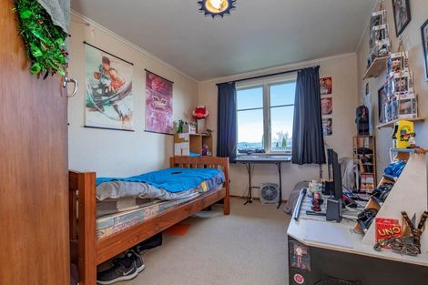 Photo of property in 5 Sherwood Avenue, Te Atatu South, Auckland, 0610