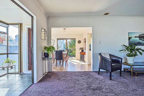 Photo of property in 2/107 Gascoigne Street, Raureka, Hastings, 4120