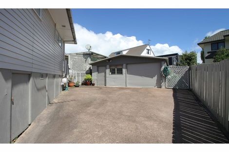 Photo of property in 7 Taynith Place, Glenfield, Auckland, 0629