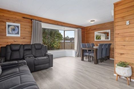 Photo of property in 40 Walton Road, Paraparaumu Beach, Paraparaumu, 5032