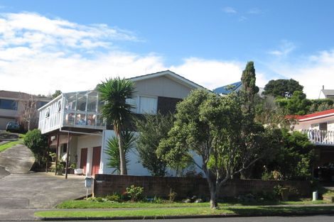 Photo of property in 37 Lewisham Street, Highland Park, Auckland, 2010
