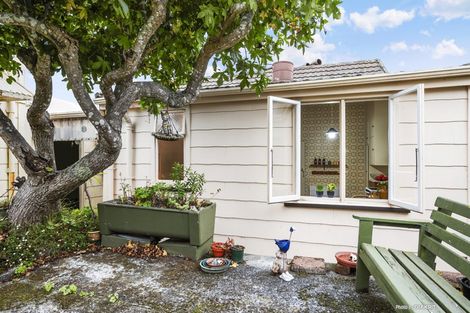 Photo of property in 53 Hanover Street, Wadestown, Wellington, 6012
