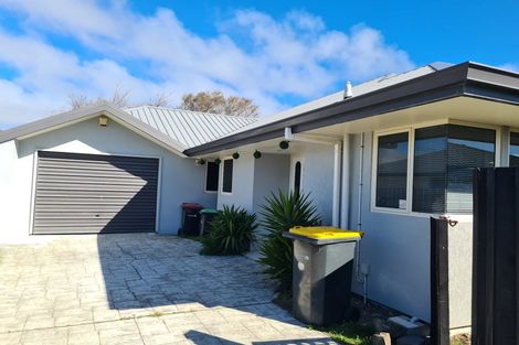 Photo of property in 28 Kirsten Place, Parklands, Christchurch, 8083