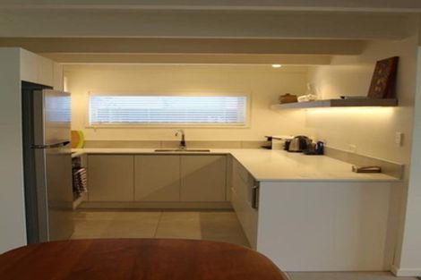 Photo of property in 122 Office Road, Merivale, Christchurch, 8014
