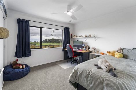 Photo of property in 130 Hurworth Road, Hurworth, New Plymouth, 4371