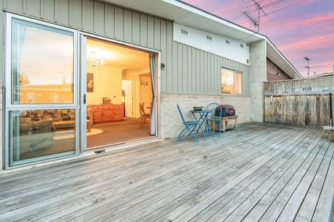 Photo of property in 80g Argyle Street, Mosgiel, 9024
