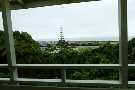 Photo of property in 7a Fernhill Place, Karoro, Greymouth, 7805