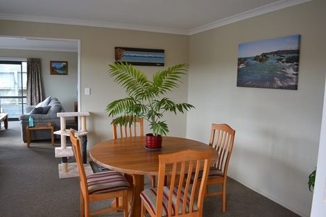 Photo of property in 5 The Top Gallant, Whitby, Porirua, 5024
