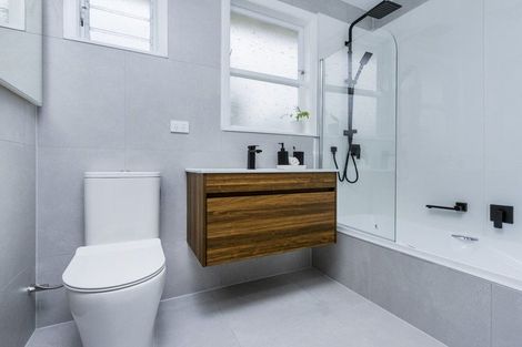 Photo of property in 29 Castleton Street, Birkdale, Auckland, 0626