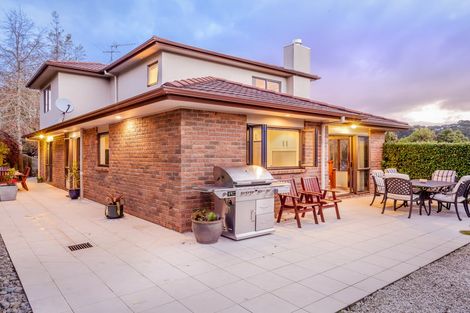 Photo of property in 50 Landing Road, Titirangi, Auckland, 0604