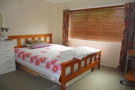 Photo of property in 13 Milan Drive, Glen Eden, Auckland, 0602