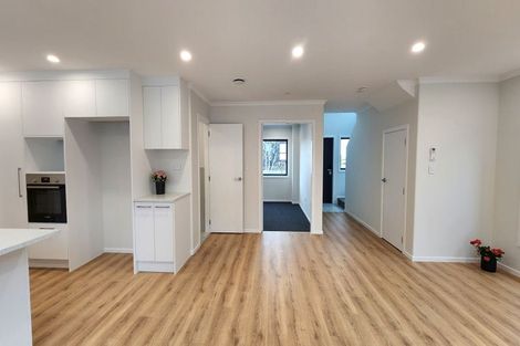 Photo of property in 10 Miramar Place, Pakuranga, Auckland, 2010