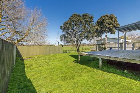 Photo of property in 2/10 Kiekie Road, Mangere Bridge, Auckland, 2022