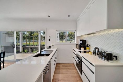 Photo of property in 45a View Road, Campbells Bay, Auckland, 0630