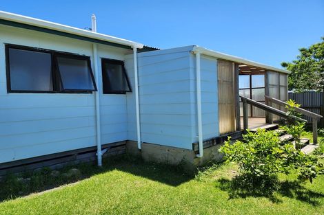 Photo of property in 1/88 Main Street, Edgecumbe, 3120