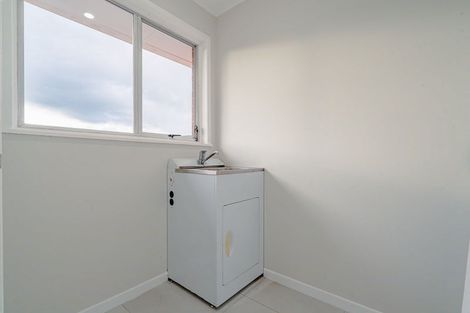 Photo of property in 15 Burndale Terrace, Manurewa, Auckland, 2102