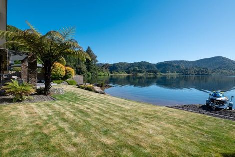Photo of property in 17 Steep Street, Lake Okareka, Rotorua, 3076