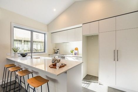 Photo of property in 56 Brentwood Street, Trentham, Upper Hutt, 5018