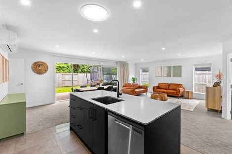 Photo of property in 31 Freedom Drive, Kelvin Grove, Palmerston North, 4414