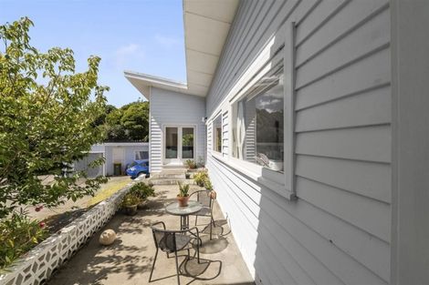 Photo of property in 63 Awatea Avenue, Paraparaumu, 5032