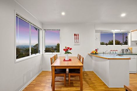 Photo of property in 13 Cushla Place, Massey, Auckland, 0614