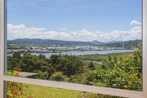 Photo of property in 50 George Point Road, Onerahi, Whangarei, 0110