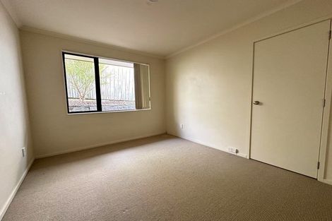 Photo of property in 10 Nimstedt Avenue, Oteha, Auckland, 0632