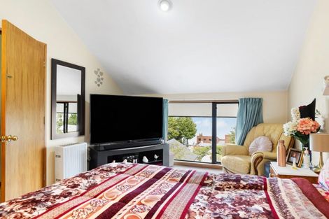 Photo of property in 4 Sainsbury Road, Fernhill, Queenstown, 9300
