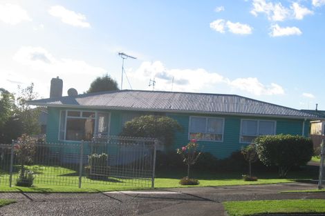 Photo of property in 8 Cobham Crescent, Tokoroa, 3420