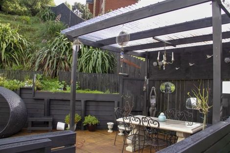 Photo of property in 10 Claverton Grove, Churton Park, Wellington, 6037