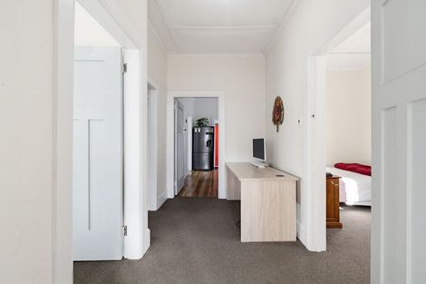 Photo of property in 12 Lyndhurst Street, Takaro, Palmerston North, 4412