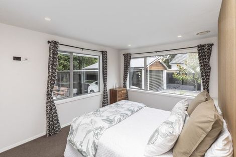 Photo of property in 477 Avonhead Road, Avonhead, Christchurch, 8042