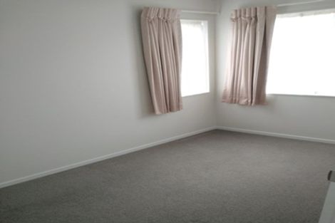 Photo of property in 9 Bushpark Place, Flat Bush, Auckland, 2016