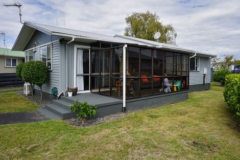 Photo of property in 93 Collins Road, Melville, Hamilton, 3206